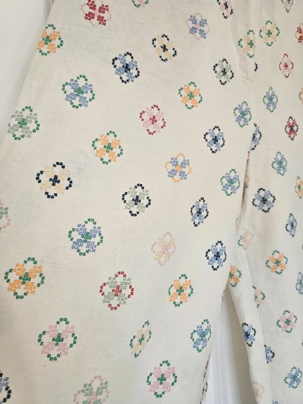 Zara White Wide-Leg Embroidered Border Pants - Multicolor Floral Motif